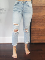 Evelyn midrise girlfriend jeans