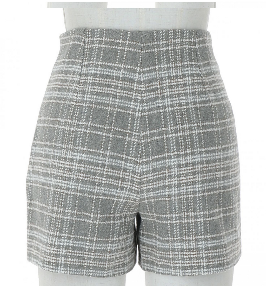 Brit tweed plaid shorts