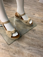 Amari sandals
