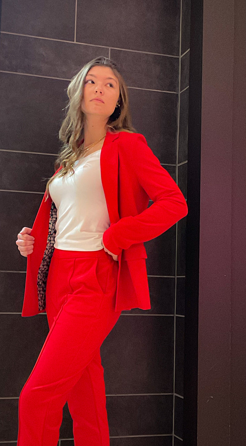 Doeren scarlet red or black blazer